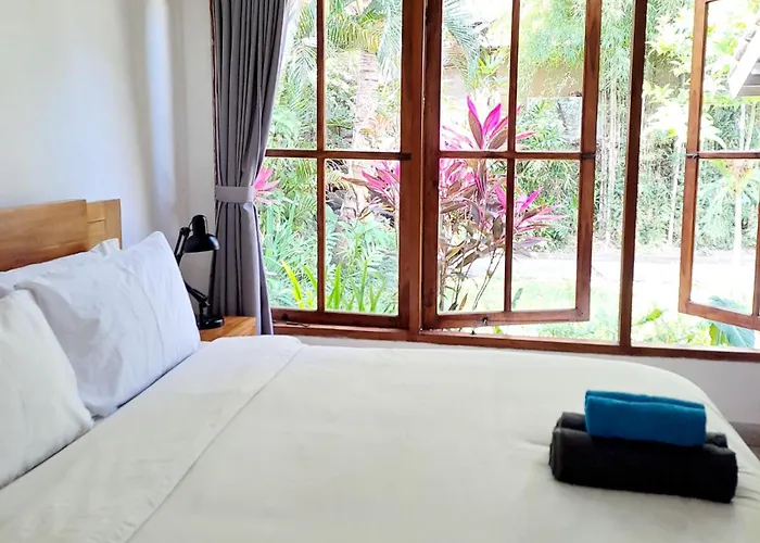 Tropica House 2 Minutes From Center * ウブド