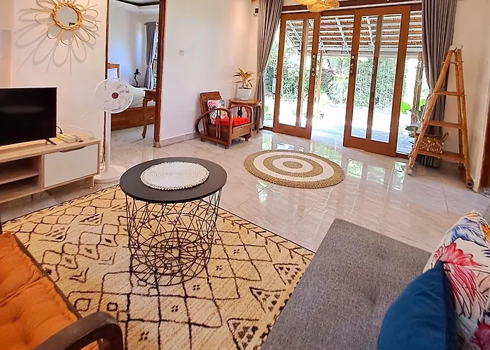 Tropica House 2 Minutes From Center * ウブド